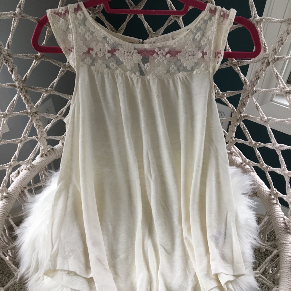 Simple cream tank top